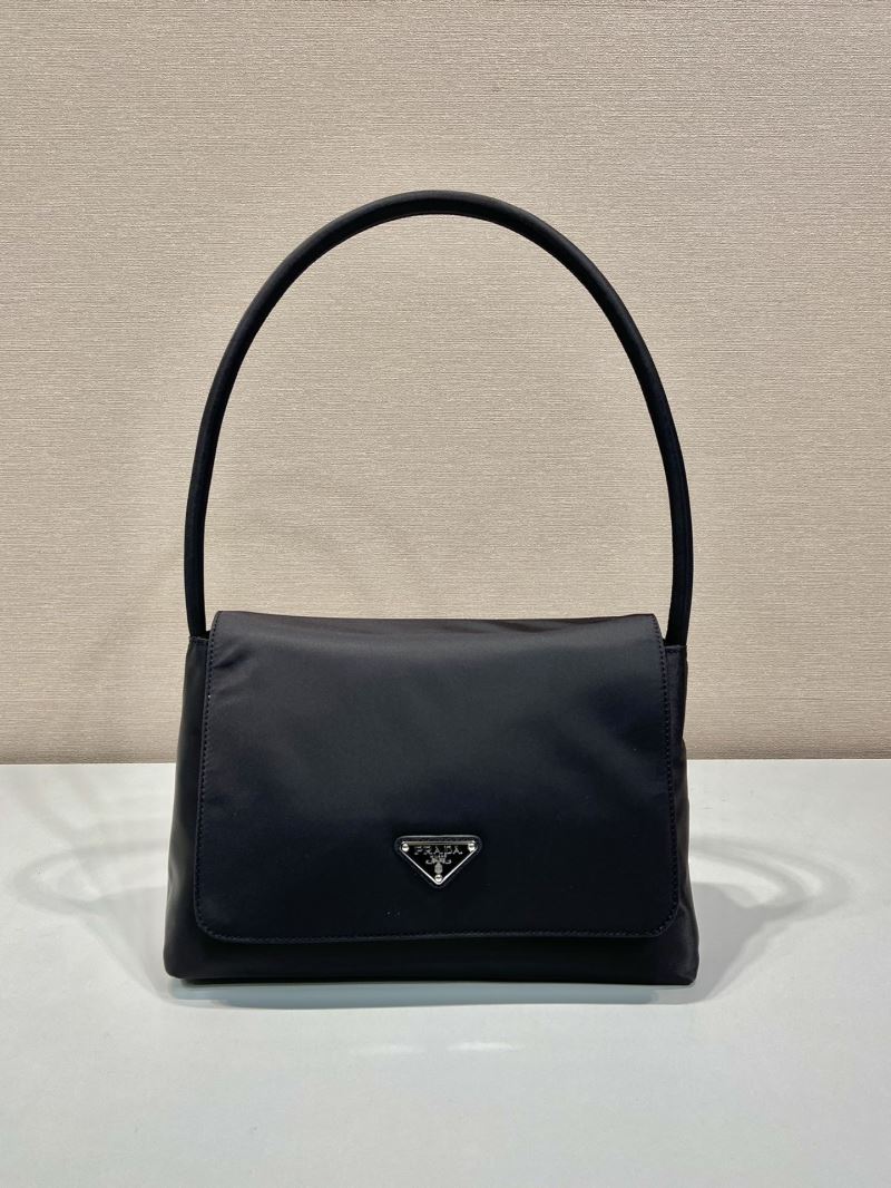 Pra*a hobo bags